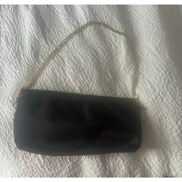 Solid Black Ruffled Clutch w/Chain - Picture 4 of 4